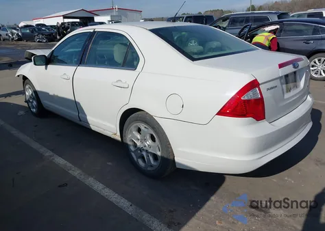 2010 Ford Fusion Se z USA, uszkodzony, nr VIN 3FAHP0HA7AR208993